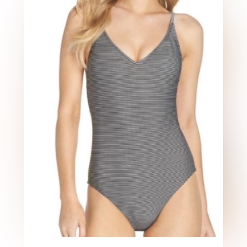 Chelsea28 Black & White Stripe One Piece Swimsuit Medium
